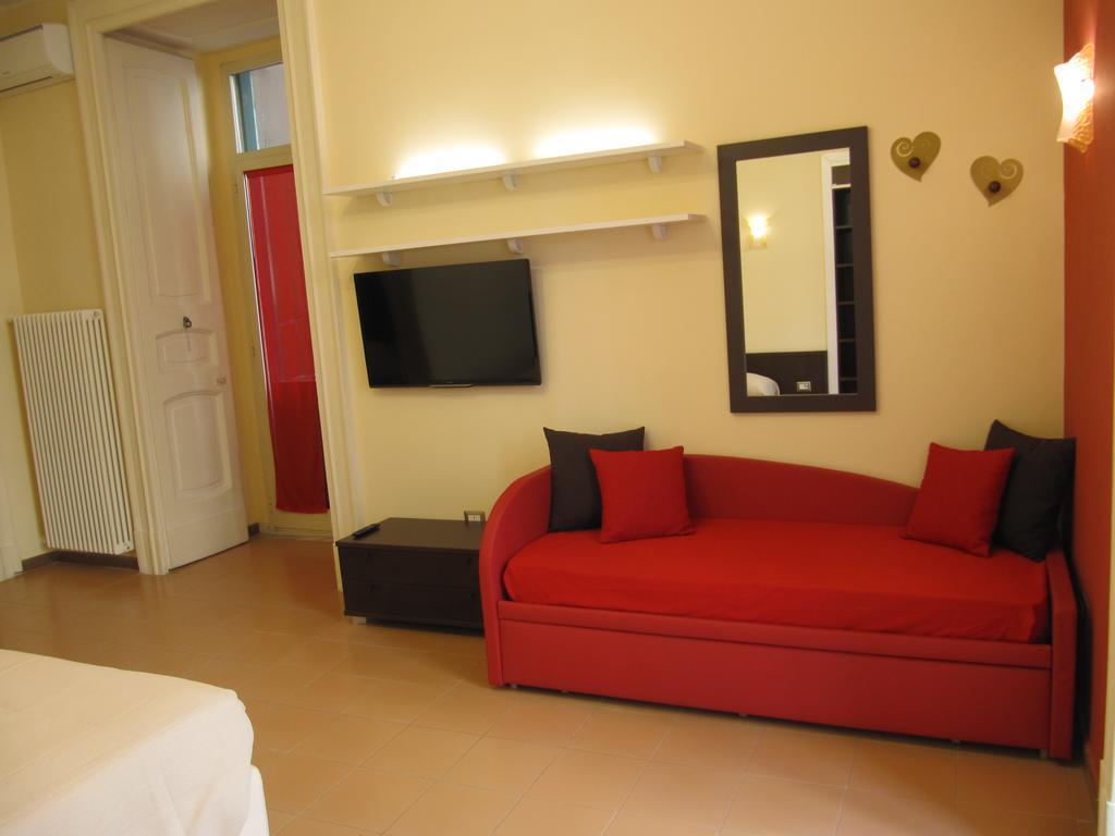 Duomo 89 Bed and Breakfast Napoli Værelse billede