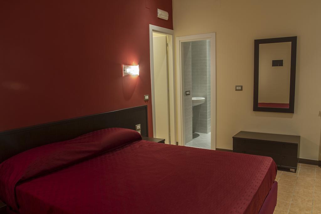 Duomo 89 Bed and Breakfast Napoli Værelse billede